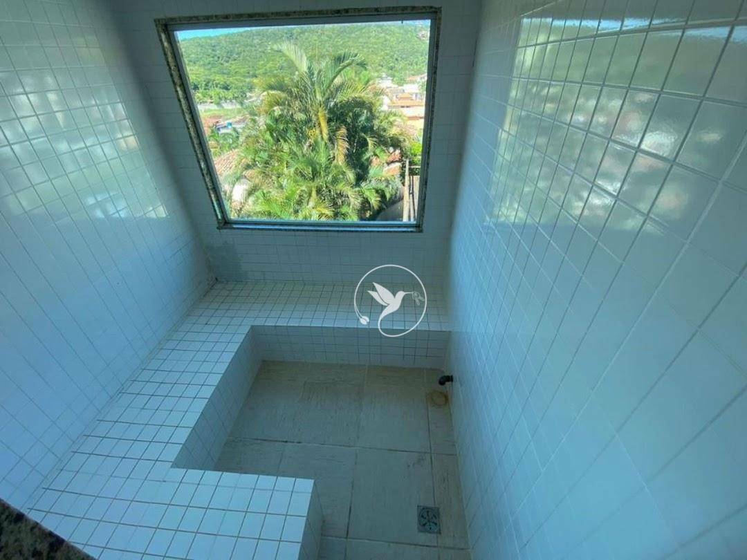 Casa de Condomínio à venda com 6 quartos, 310m² - Foto 48