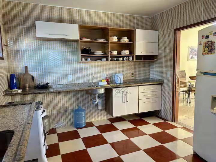 Casa de Condomínio à venda com 4 quartos, 210m² - Foto 10