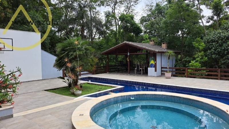 Casa de Condomínio à venda com 6 quartos, 355m² - Foto 32