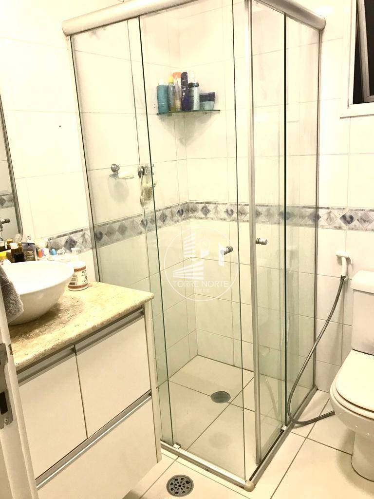 Apartamento à venda com 1 quarto, 50m² - Foto 4