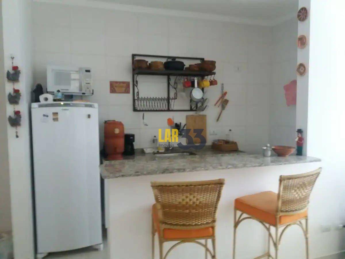 Apartamento à venda com 2 quartos, 70m² - Foto 4