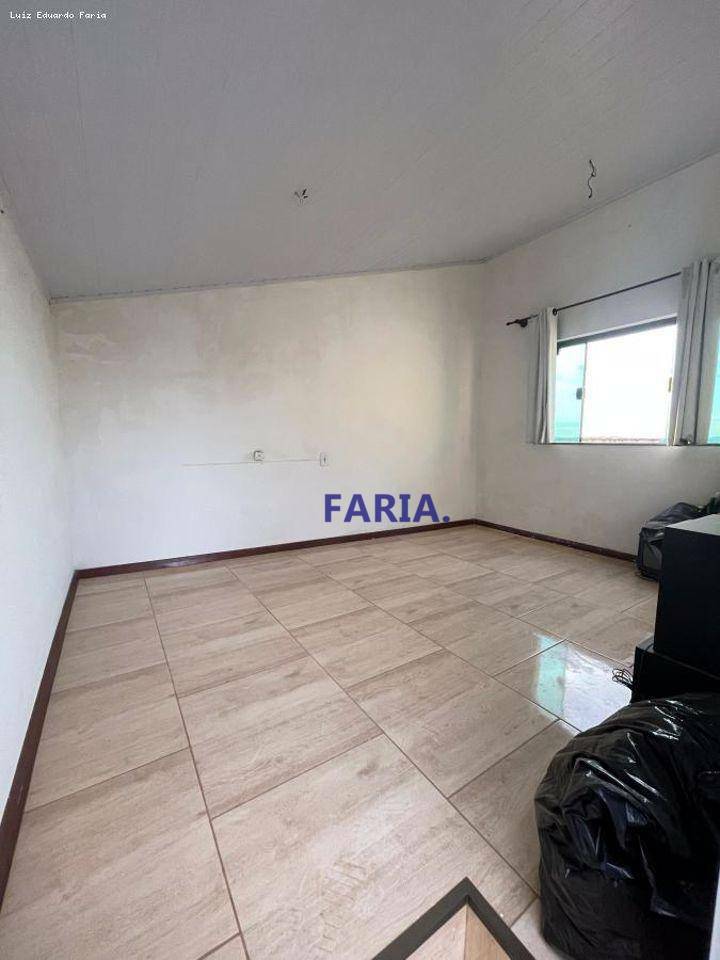 Casa à venda com 4 quartos, 332m² - Foto 15