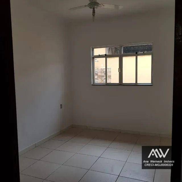 Casa à venda com 2 quartos, 66m² - Foto 10