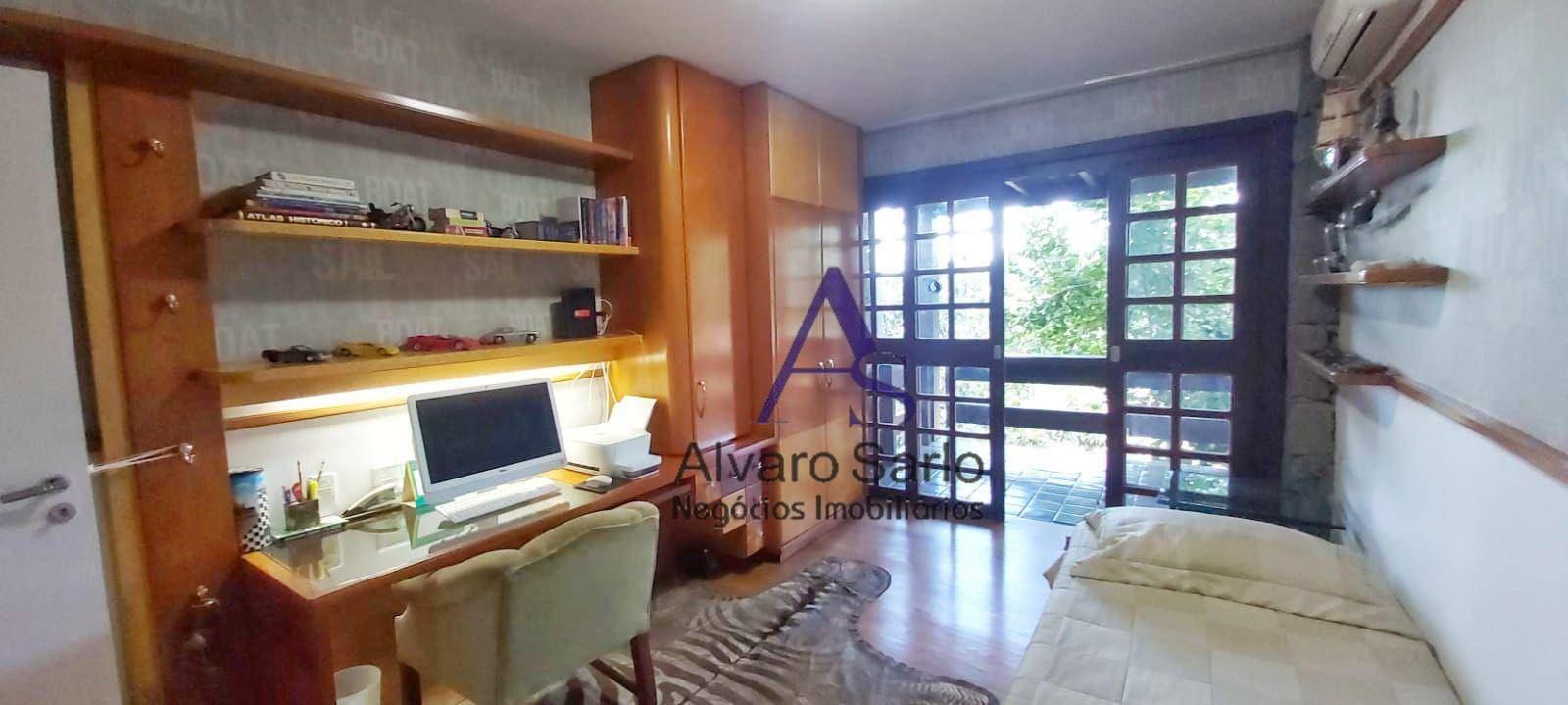 Casa à venda com 4 quartos, 590m² - Foto 13