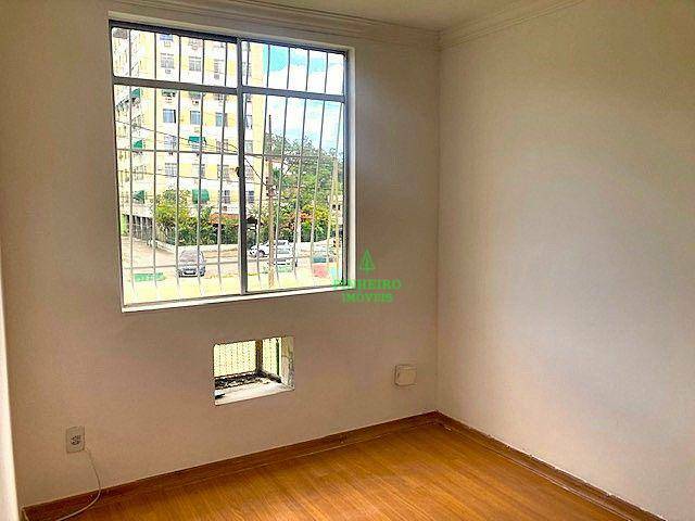 Apartamento à venda com 2 quartos, 68m² - Foto 11