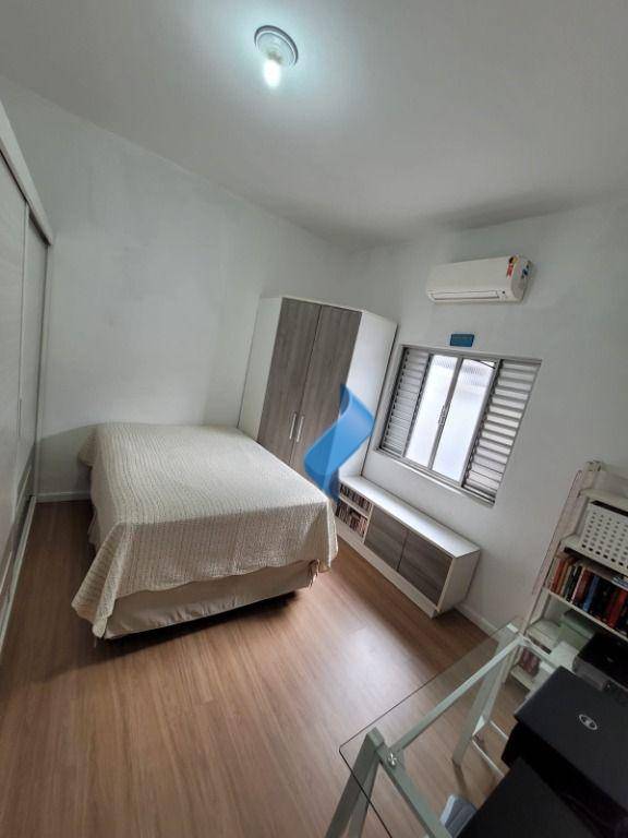 Casa à venda com 4 quartos, 197m² - Foto 6