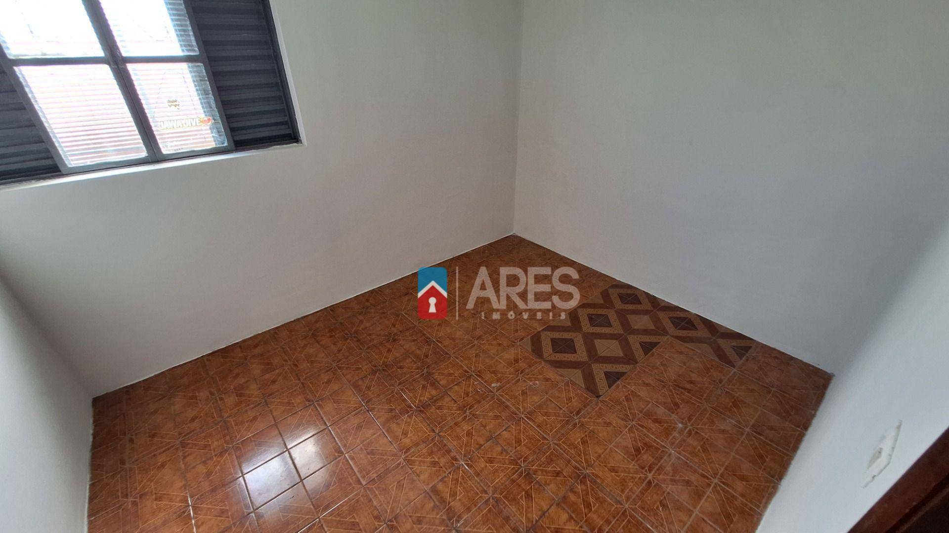 Casa à venda com 5 quartos, 169m² - Foto 9