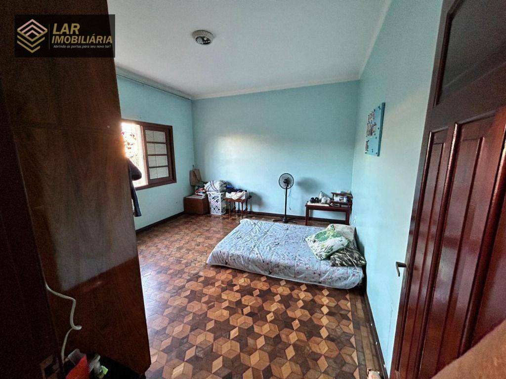 Casa à venda com 3 quartos, 470m² - Foto 5