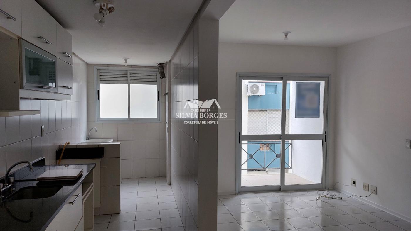 Apartamento à venda com 3 quartos, 103m² - Foto 4