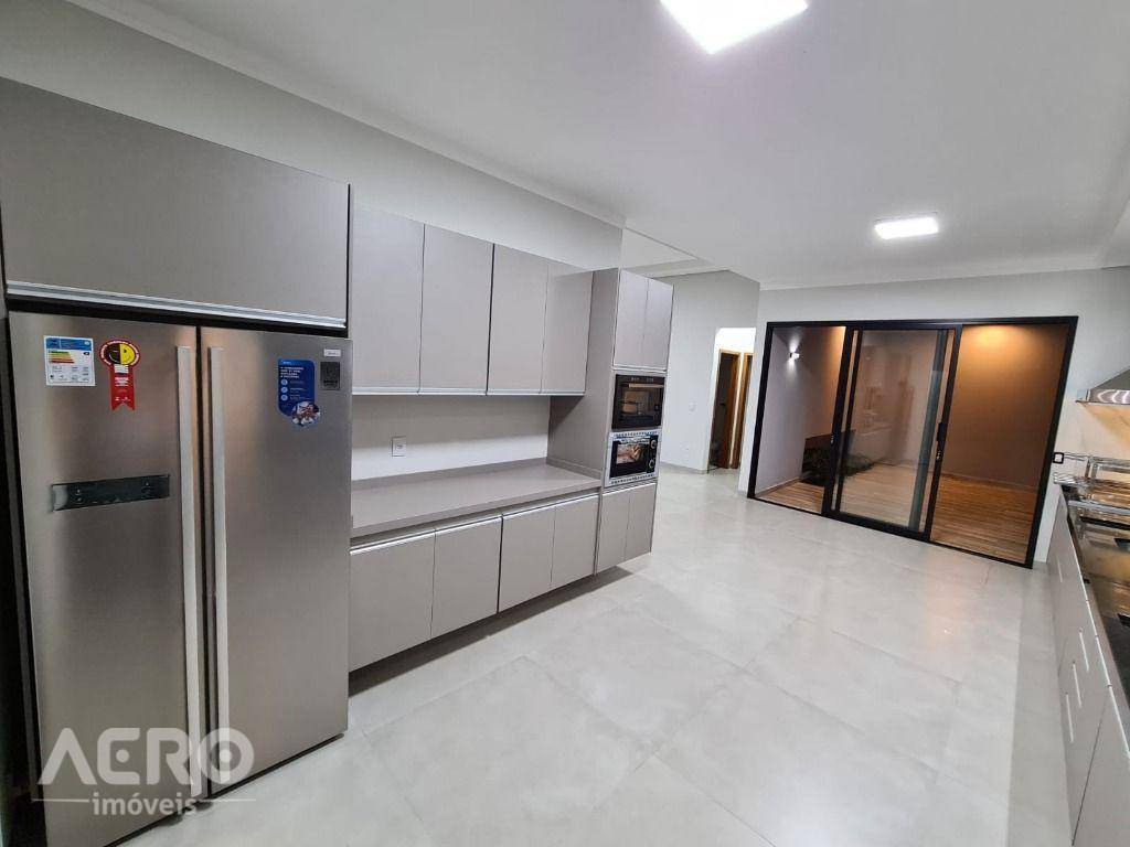 Casa de Condomínio à venda e aluguel com 3 quartos, 180m² - Foto 24