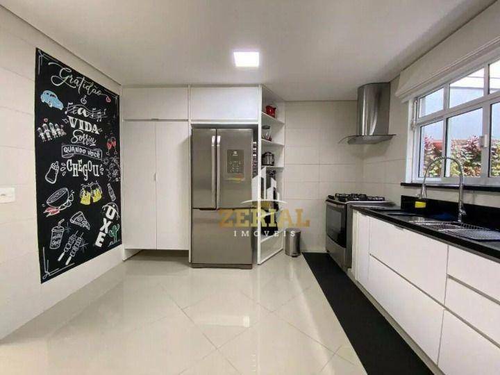 Sobrado à venda com 3 quartos, 301m² - Foto 19