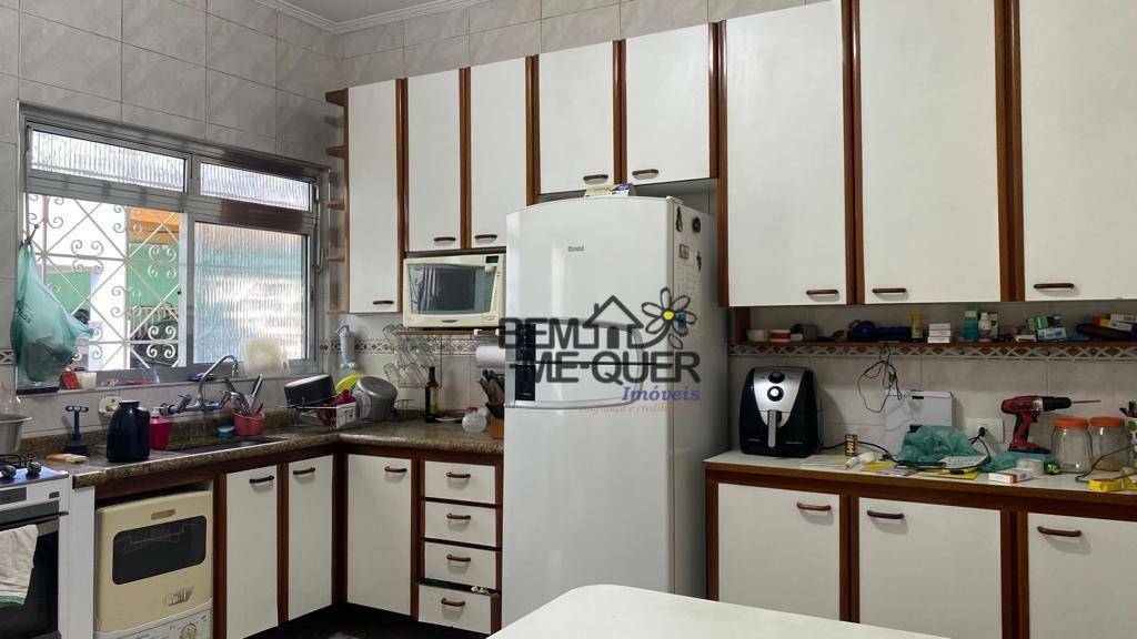 Casa à venda com 4 quartos, 300m² - Foto 22