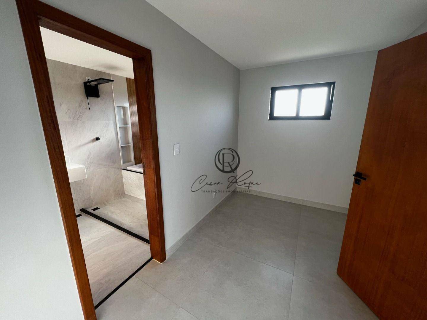 Casa de Condomínio à venda com 4 quartos, 300m² - Foto 12
