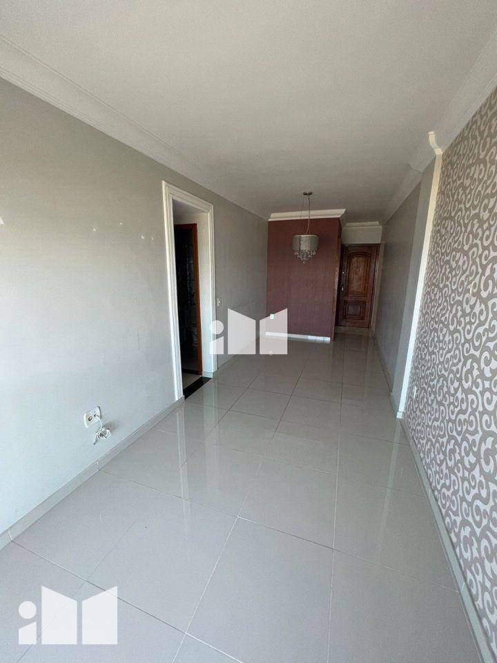 Apartamento à venda com 3 quartos, 81m² - Foto 7