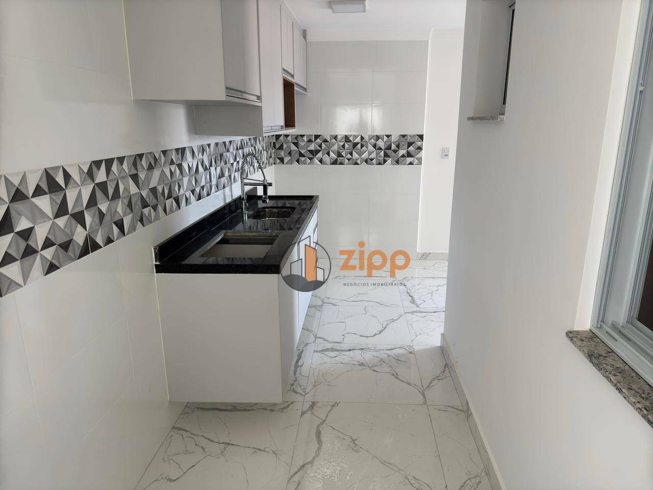 Apartamento para alugar com 2 quartos, 40m² - Foto 10