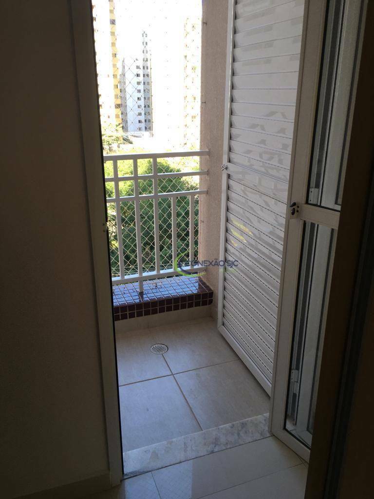 Apartamento para alugar com 2 quartos, 74m² - Foto 10