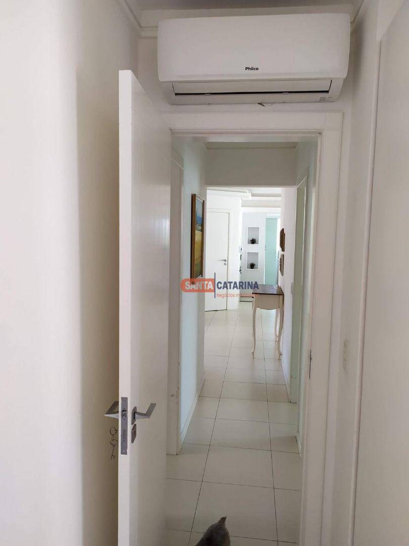 Apartamento à venda com 3 quartos, 127m² - Foto 13