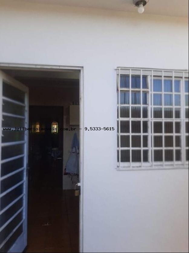 Casa à venda com 3 quartos, 150m² - Foto 14