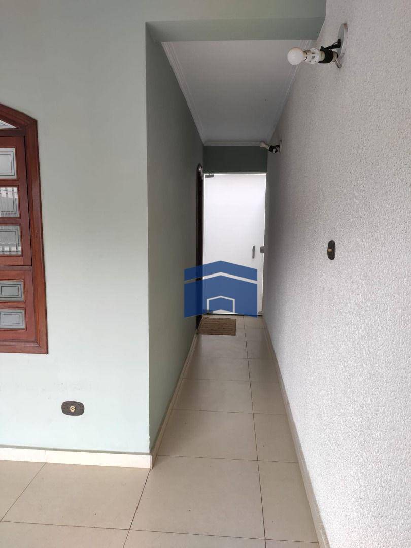 Sobrado à venda com 4 quartos, 238m² - Foto 7