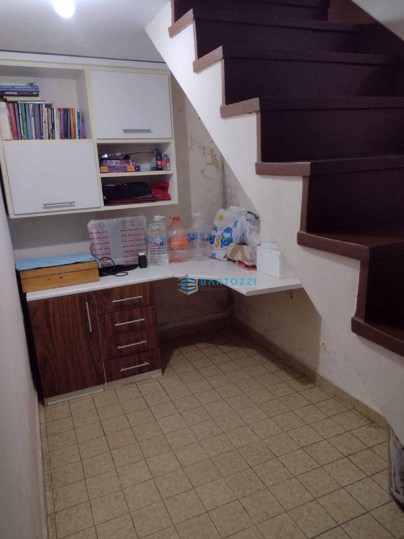 Sobrado à venda com 3 quartos, 182m² - Foto 11