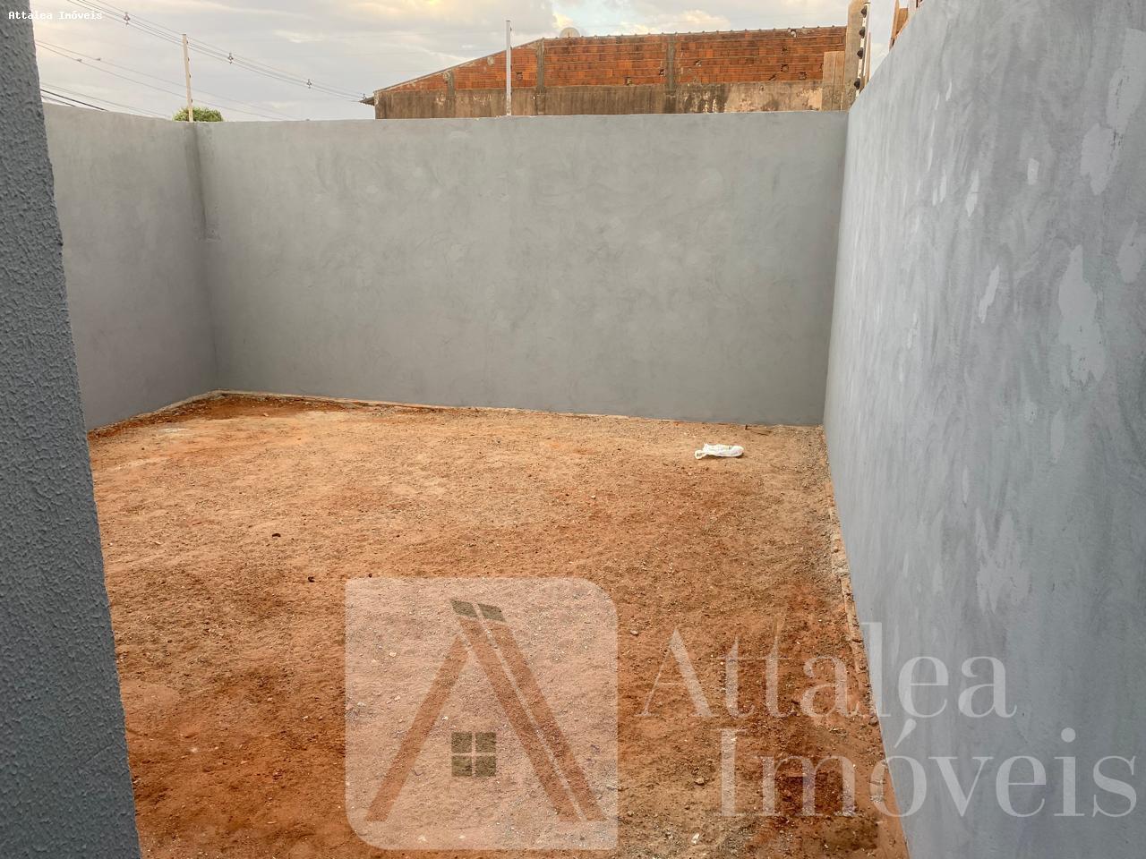 Casa à venda com 2 quartos, 180m² - Foto 4