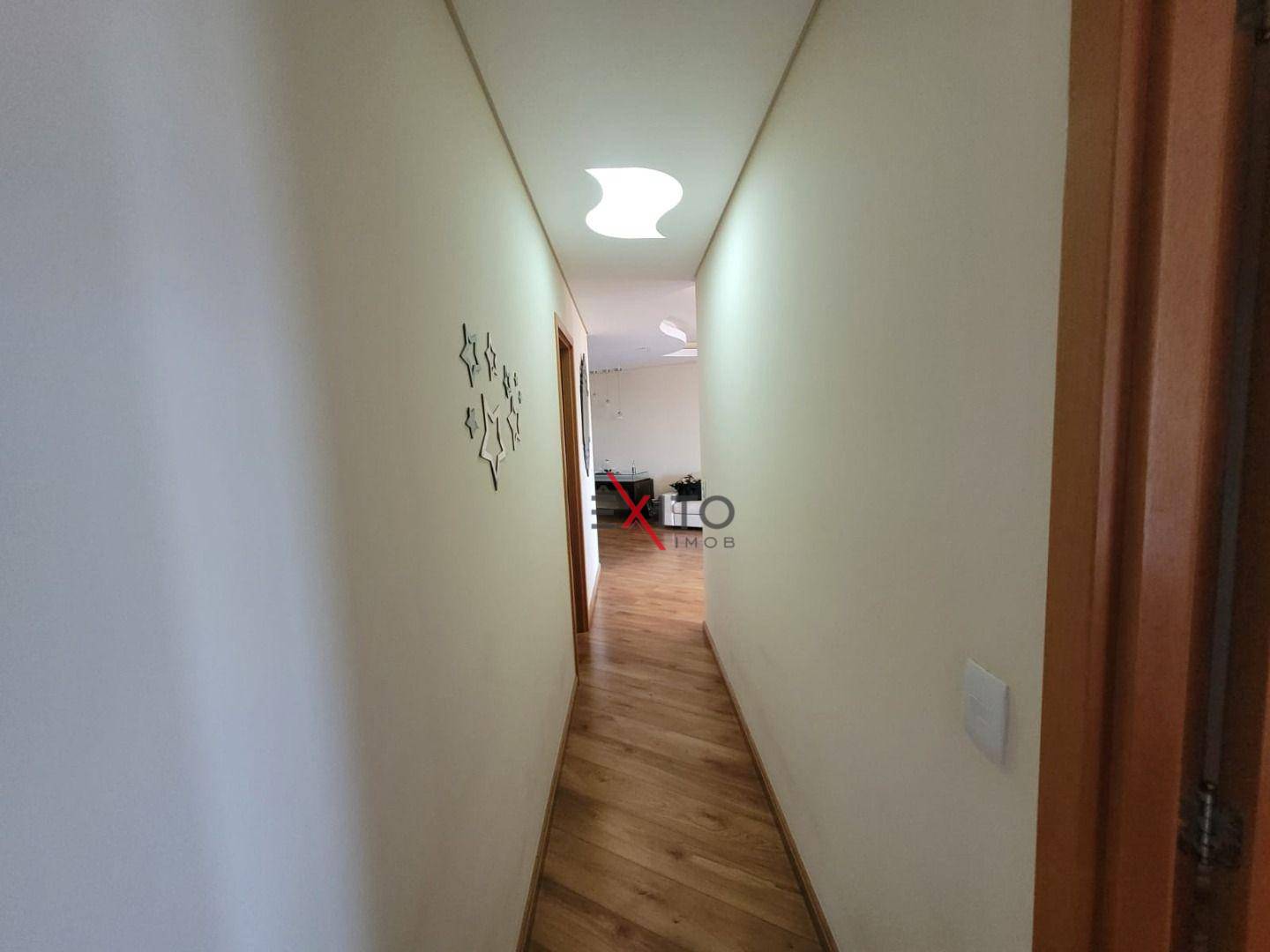 Apartamento à venda com 3 quartos, 126m² - Foto 11