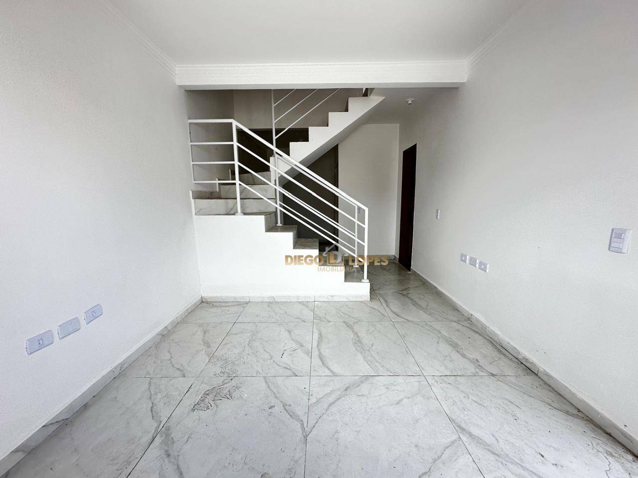 Sobrado à venda com 2 quartos, 58m² - Foto 3