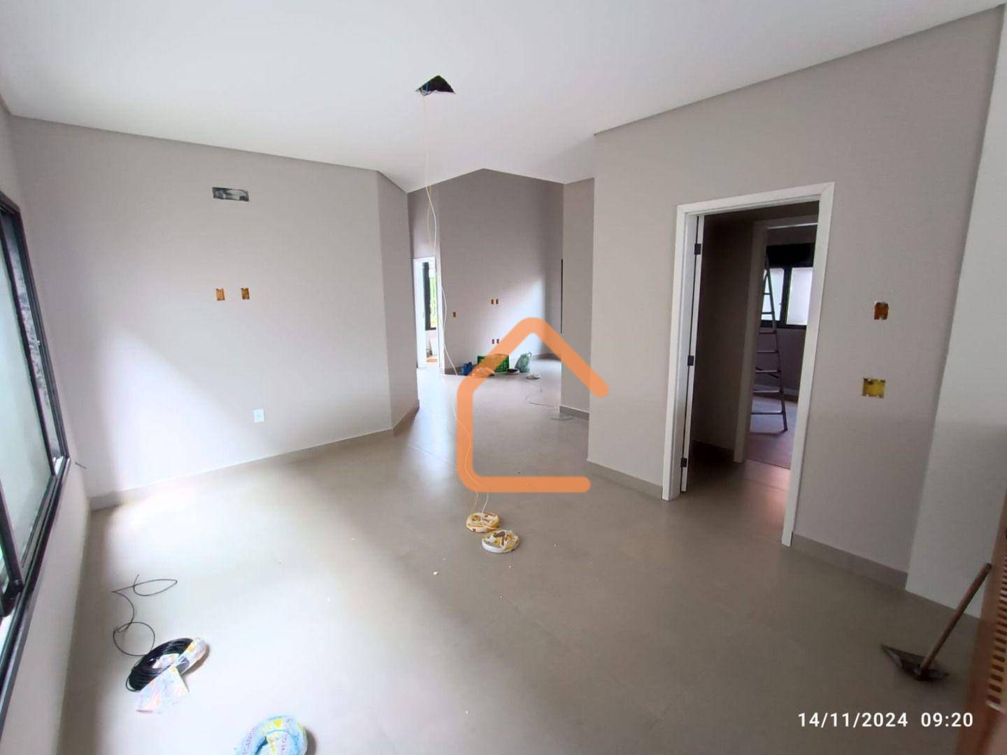 Casa à venda com 3 quartos, 180m² - Foto 27