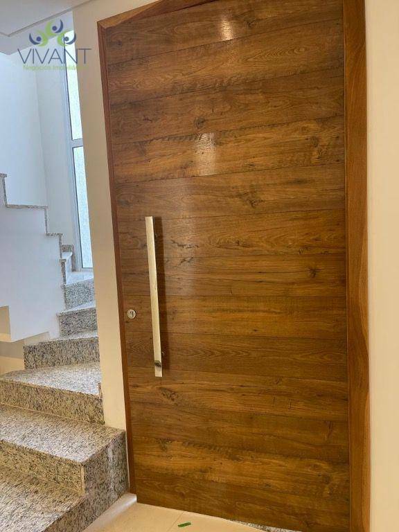 Sobrado à venda com 3 quartos, 125m² - Foto 2