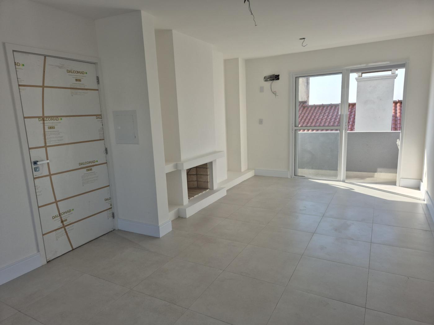 Apartamento à venda com 3 quartos, 110m² - Foto 2