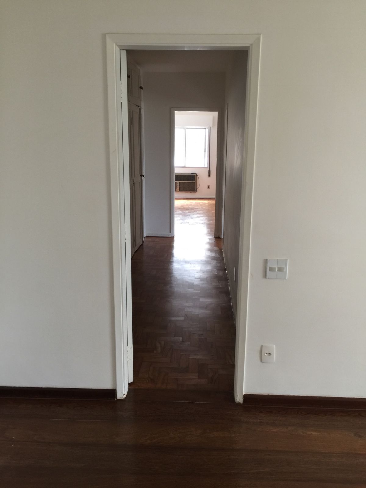 Apartamento à venda com 2 quartos, 100m² - Foto 5