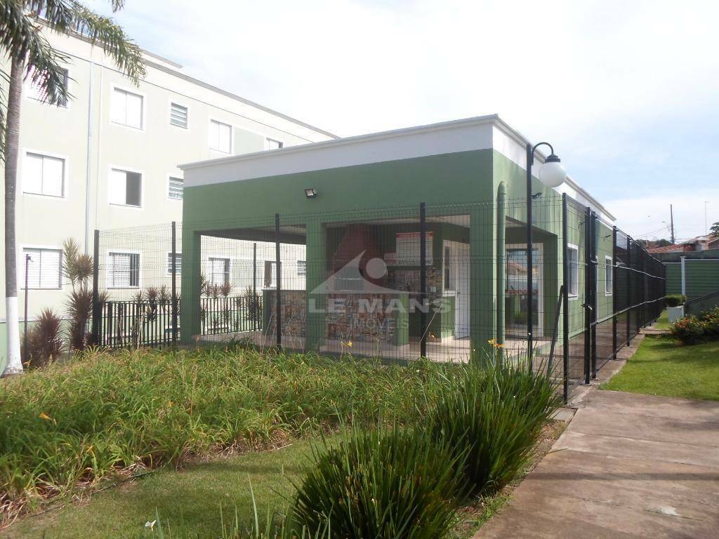 Apartamento à venda com 2 quartos, 81m² - Foto 1