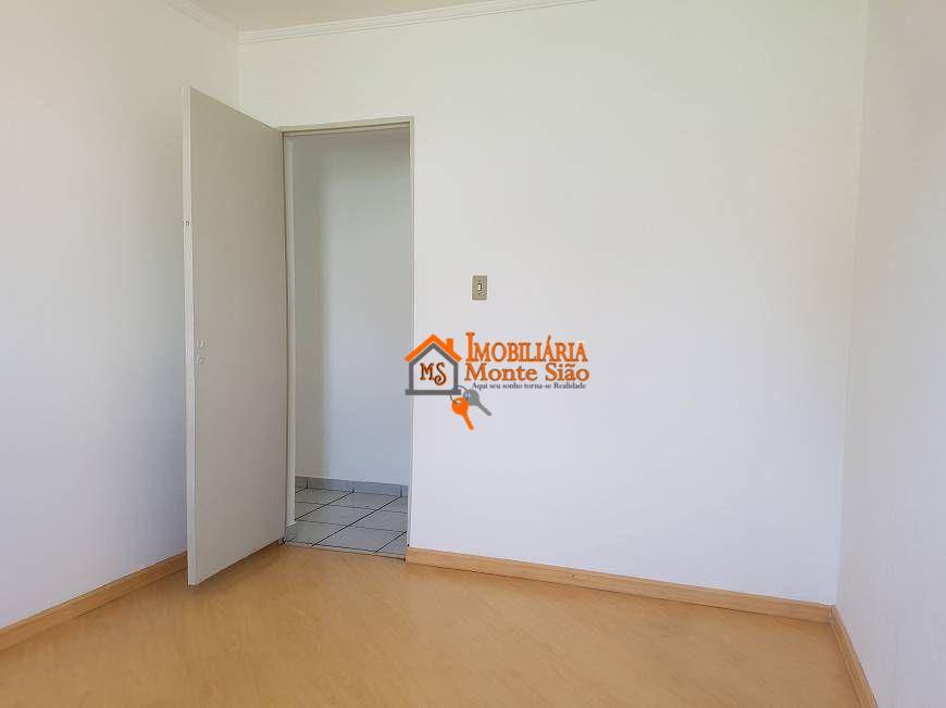 Apartamento para alugar com 2 quartos, 65m² - Foto 8