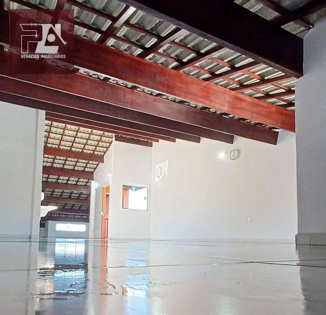 Casa à venda com 3 quartos, 340m² - Foto 3