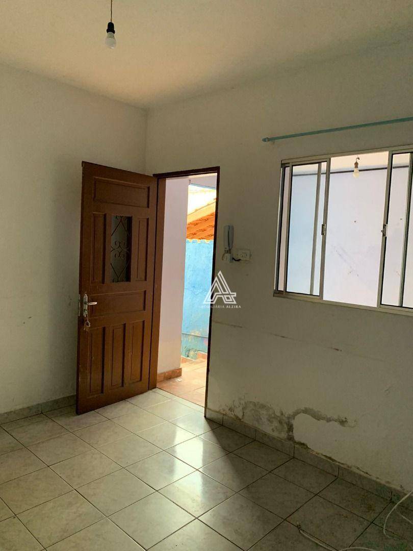 Casa à venda com 2 quartos, 80m² - Foto 18