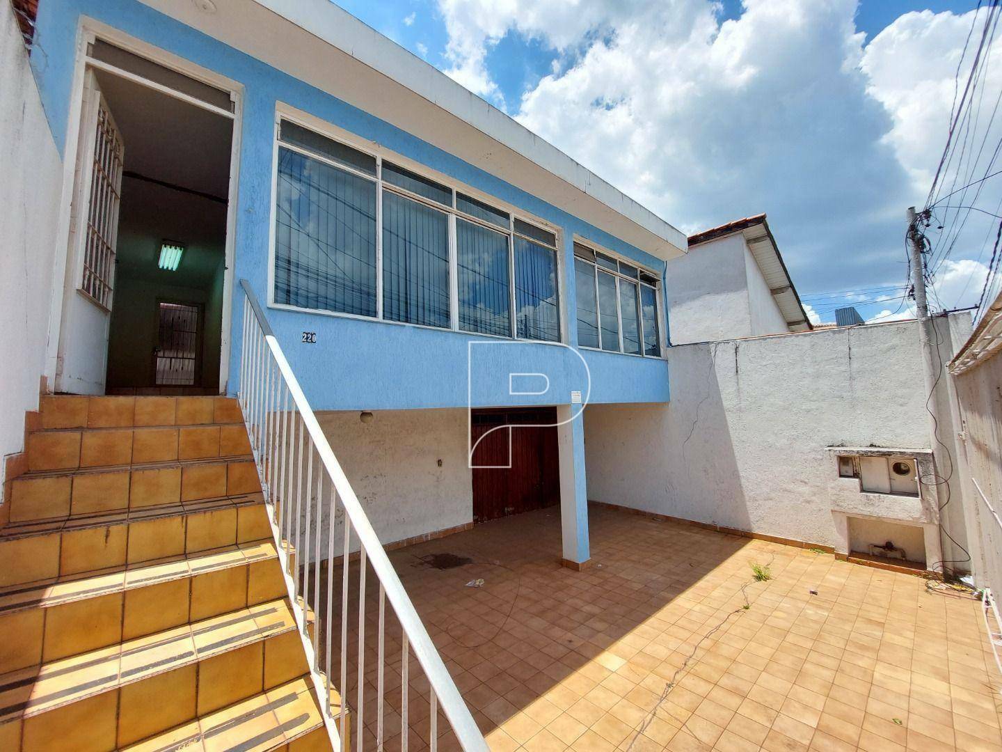 Casa à venda com 3 quartos, 147m² - Foto 1