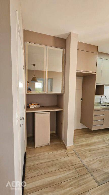 Apartamento à venda com 2 quartos, 65m² - Foto 3