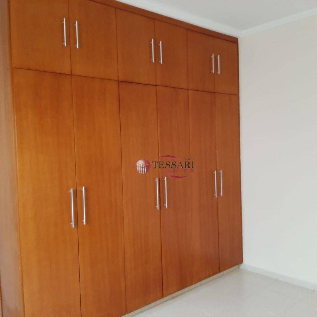 Casa à venda com 3 quartos, 216m² - Foto 12