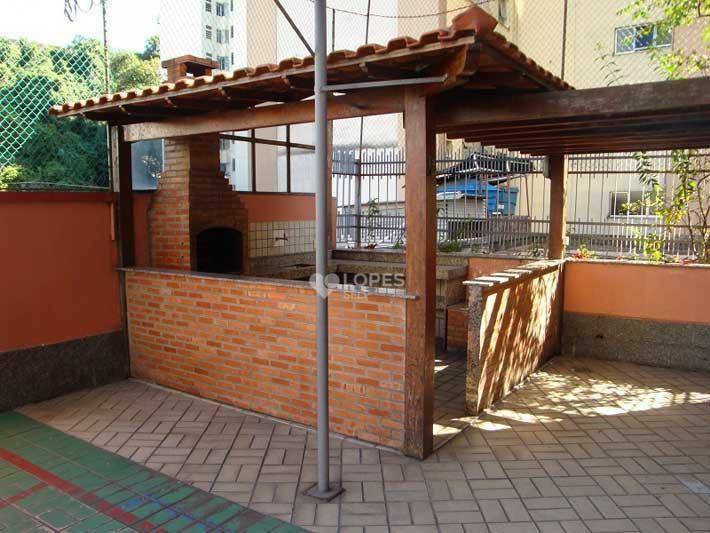 Apartamento à venda com 3 quartos, 107m² - Foto 21