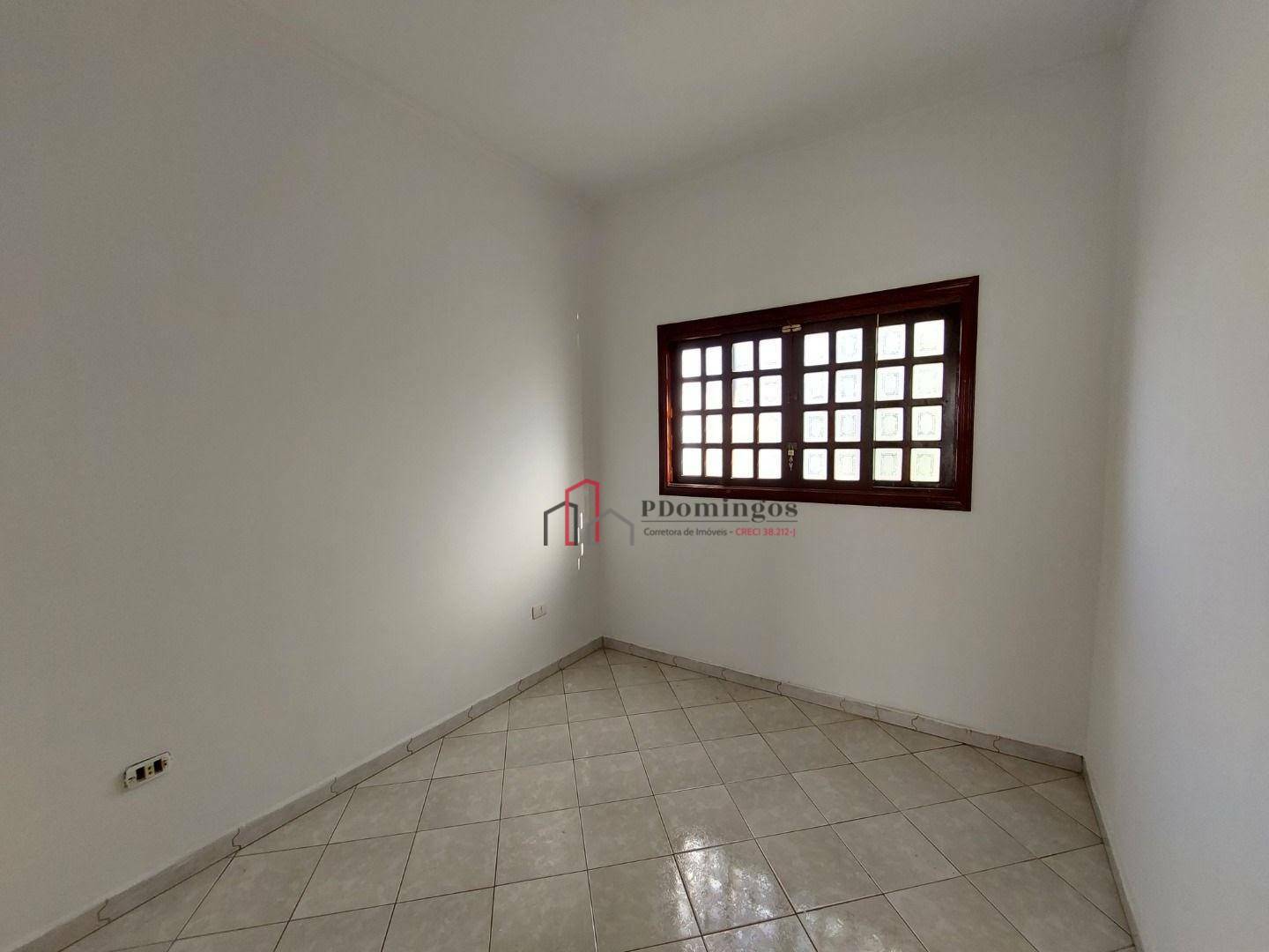 Sobrado à venda com 3 quartos, 300m² - Foto 8