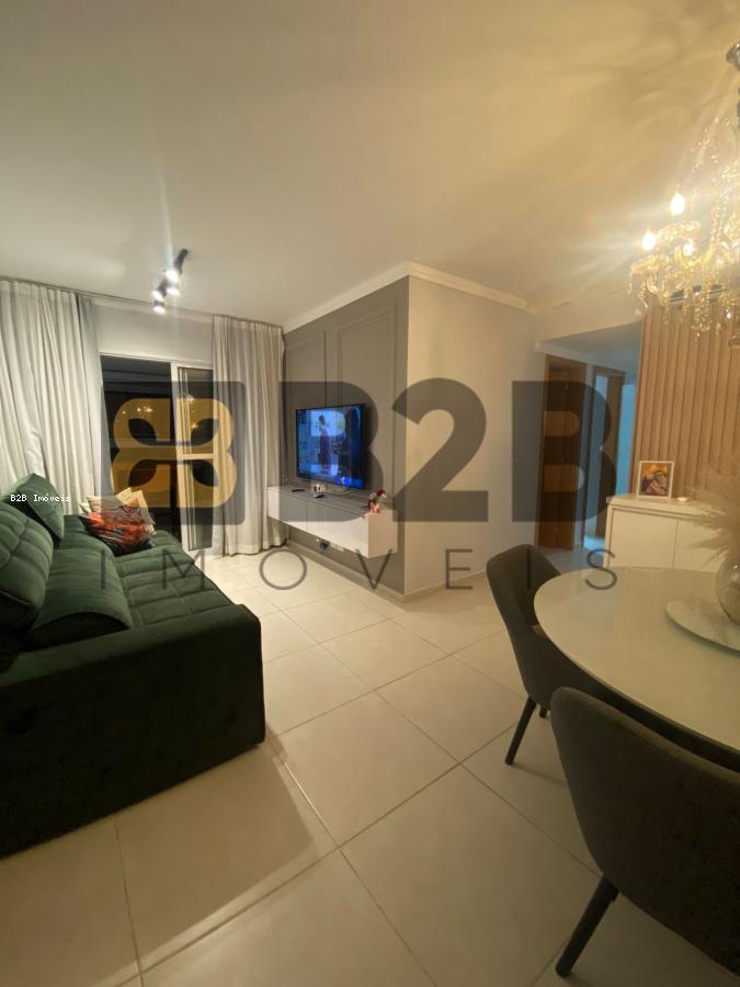 Apartamento à venda com 3 quartos, 94m² - Foto 1