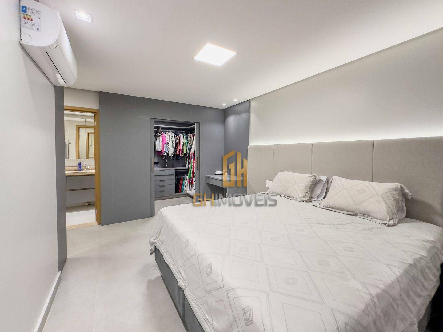 Apartamento à venda com 3 quartos, 137m² - Foto 33