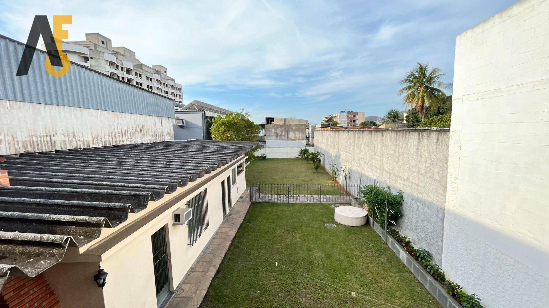 Casa à venda com 5 quartos, 426m² - Foto 23