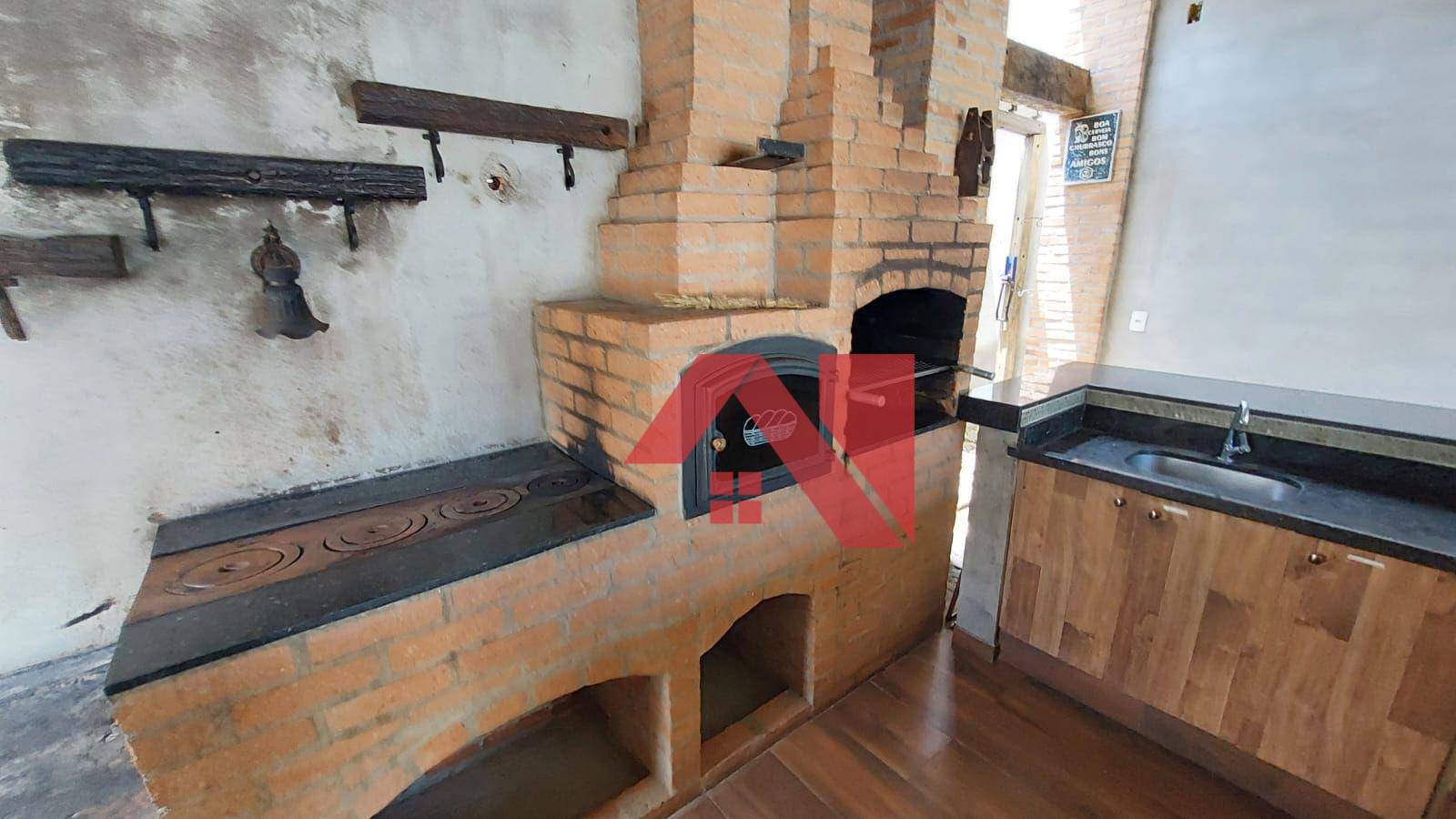 Casa à venda com 1 quarto, 100m² - Foto 17