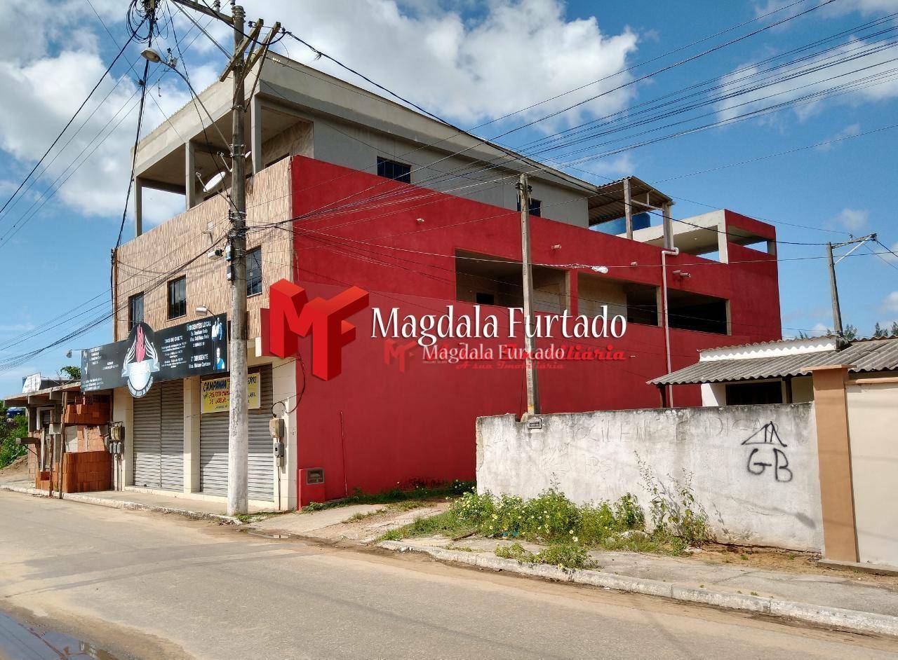 Casa à venda com 6 quartos, 136m² - Foto 13