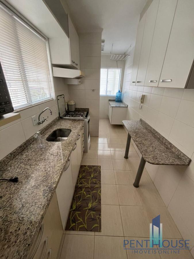 Apartamento à venda com 2 quartos, 81m² - Foto 4