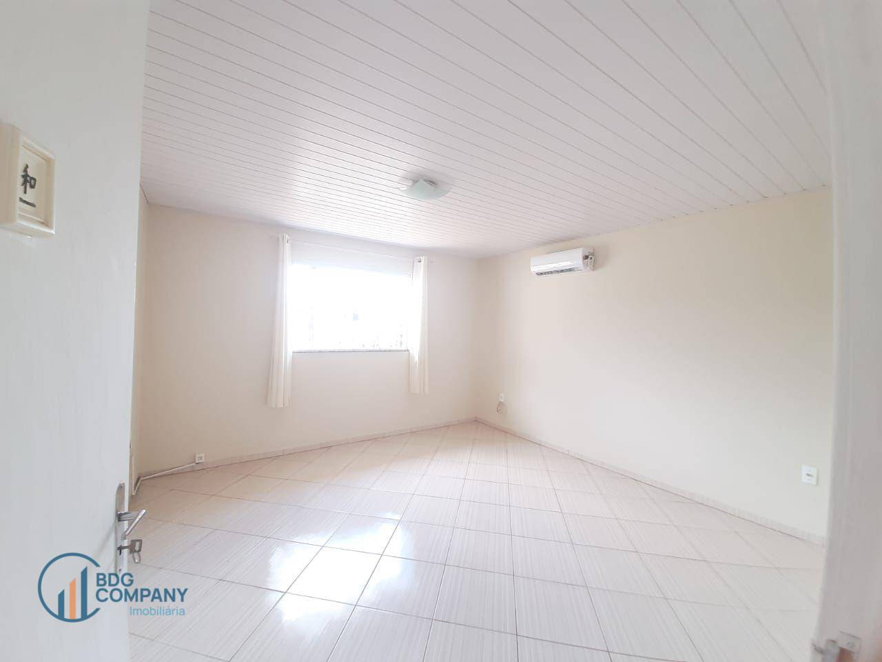 Casa à venda com 2 quartos, 69m² - Foto 18