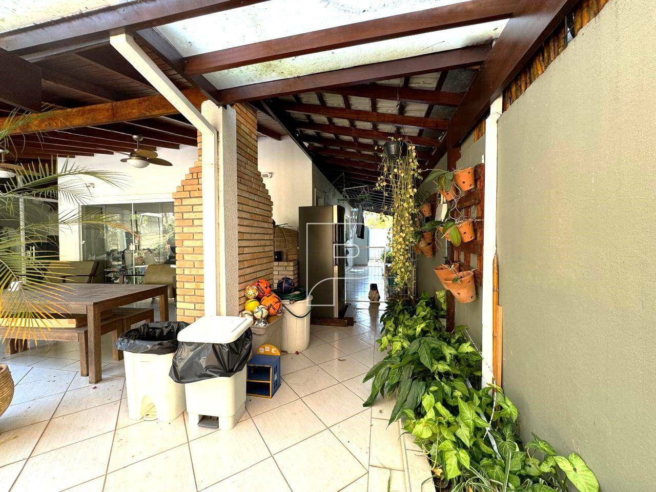 Casa de Condomínio à venda com 3 quartos, 181m² - Foto 25