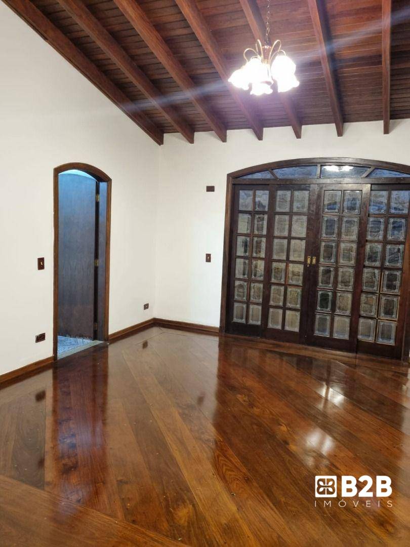 Casa, 3 quartos, 190 m² - Foto 1