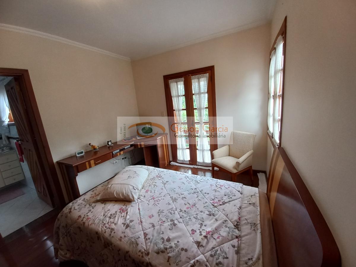Casa à venda com 3 quartos, 450m² - Foto 27